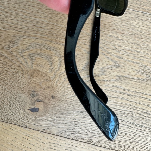 RayBan wayfarer sunglasses - Picture 4 of 6